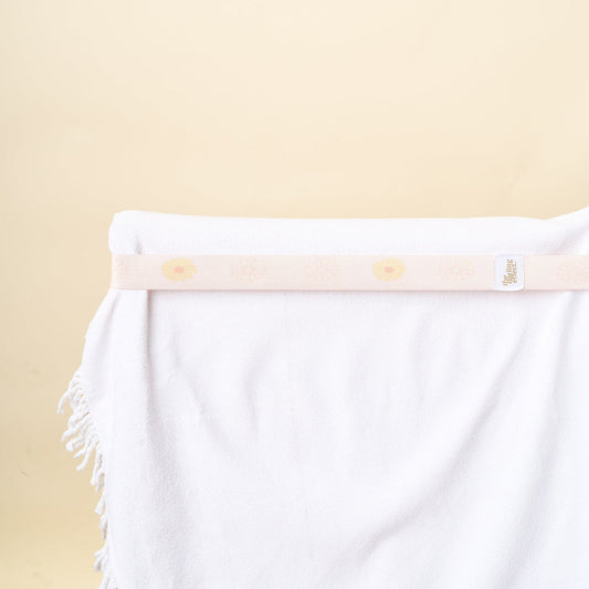 Stay-Put Towel Band - Darling Daisy- PEACH