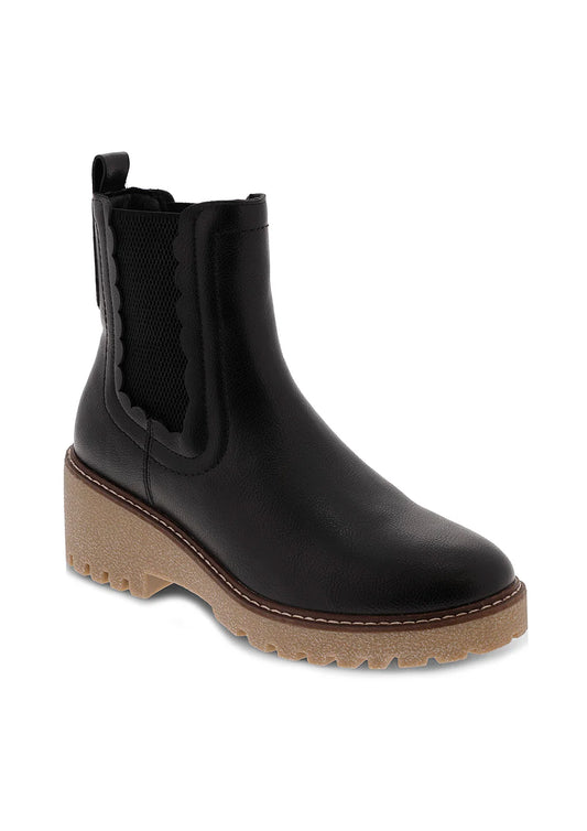 MIA Kellen Scalloped Chelsea Boot - Black Platform Block Heel