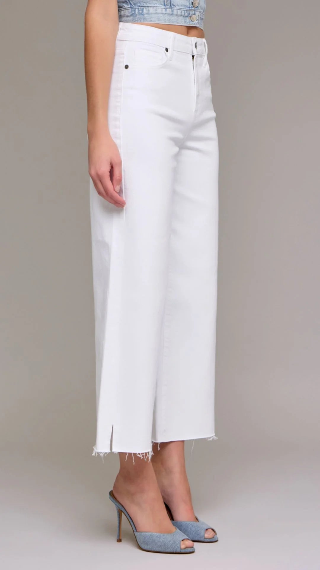 HIDDEN - Nori Cropped Raw Hem Wide Leg Jeans - WHITE