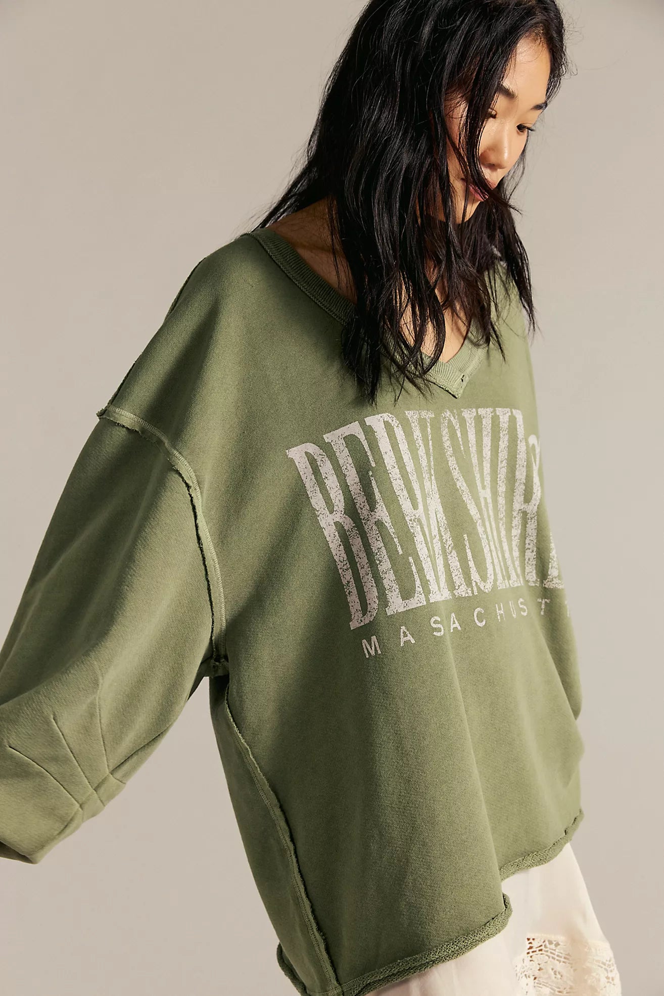 Free People - Venice V-Neck Graphic Sweatshirt - BERKSHIRES