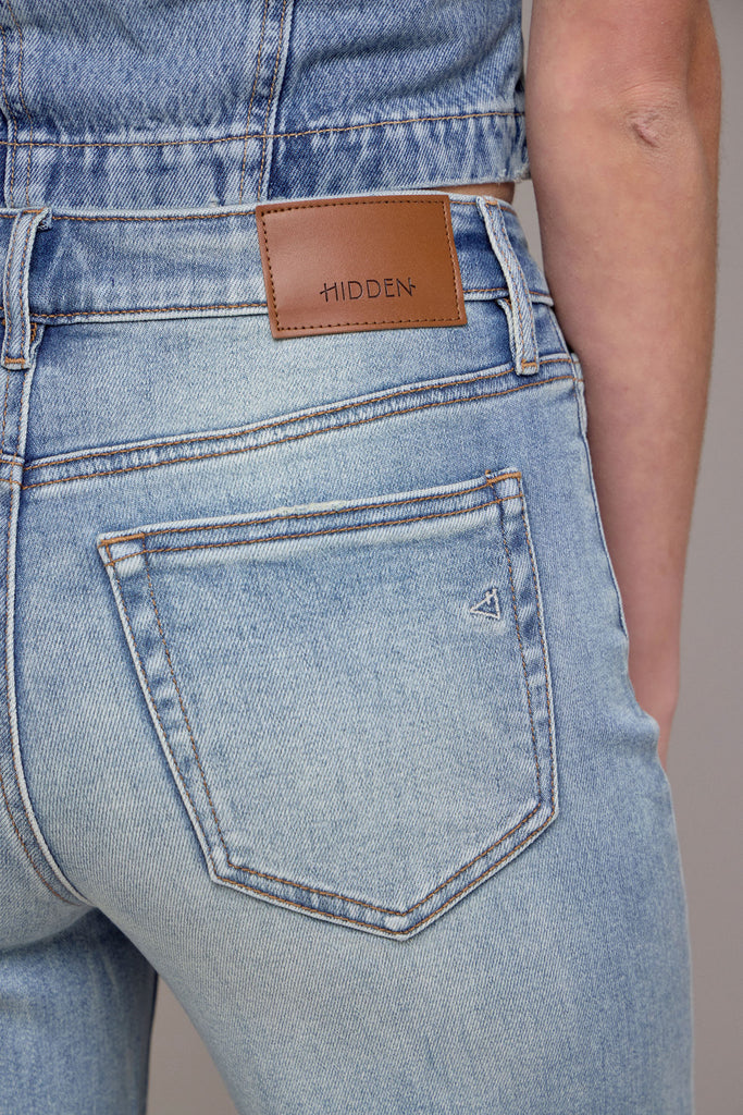 Hidden - ELLA - Vintage Wash High Rise Cuffed Straight Jeans