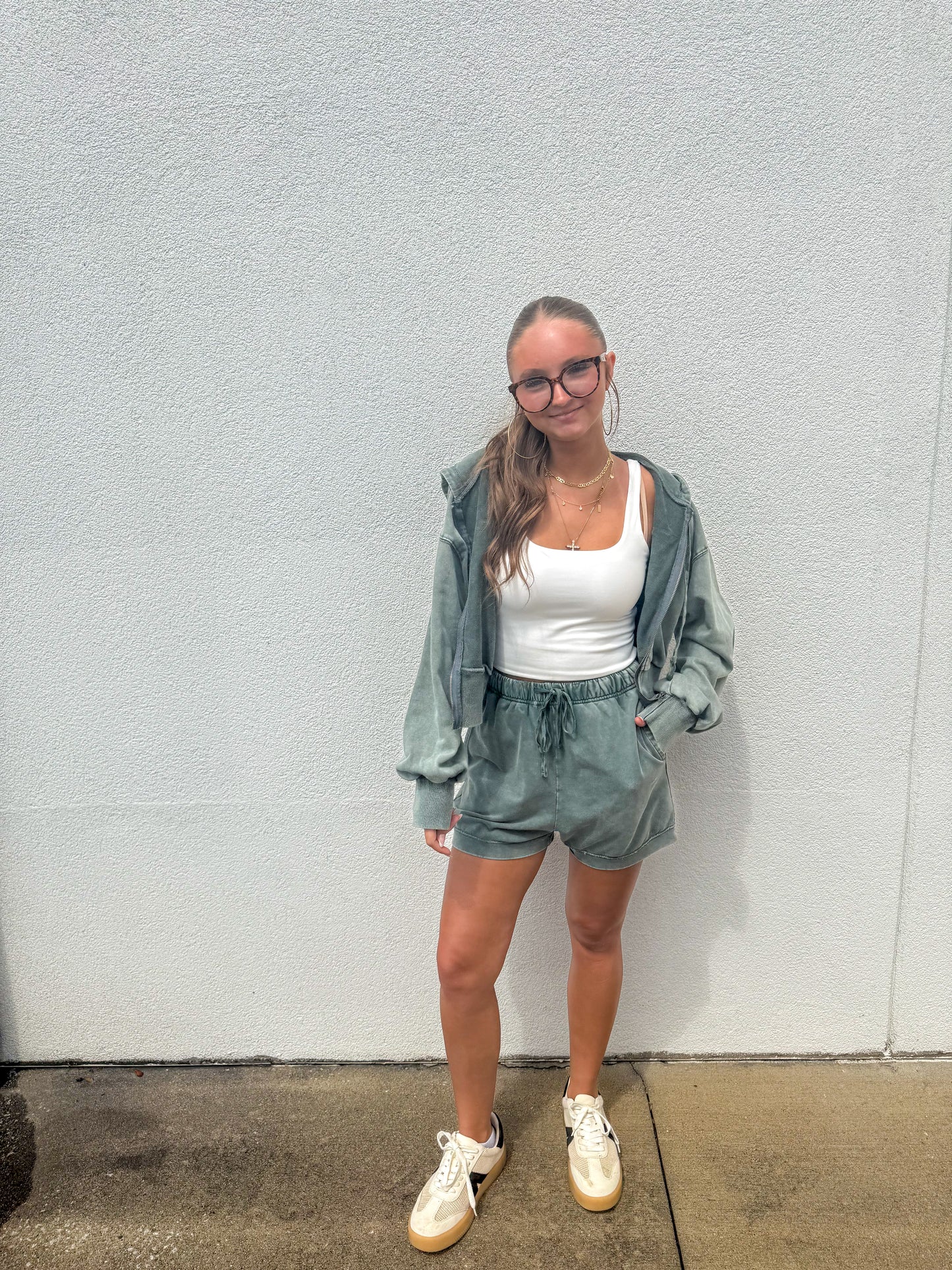 Mineral Wash High Waisted Shorts - GREEN