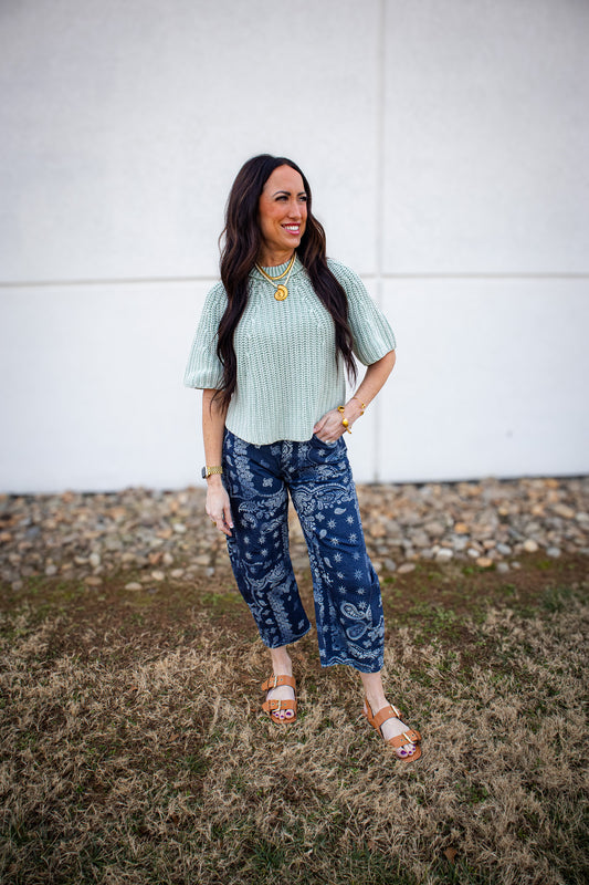 Free People - Good Luck Printed Barrel Jeans - NAVY BANDANA