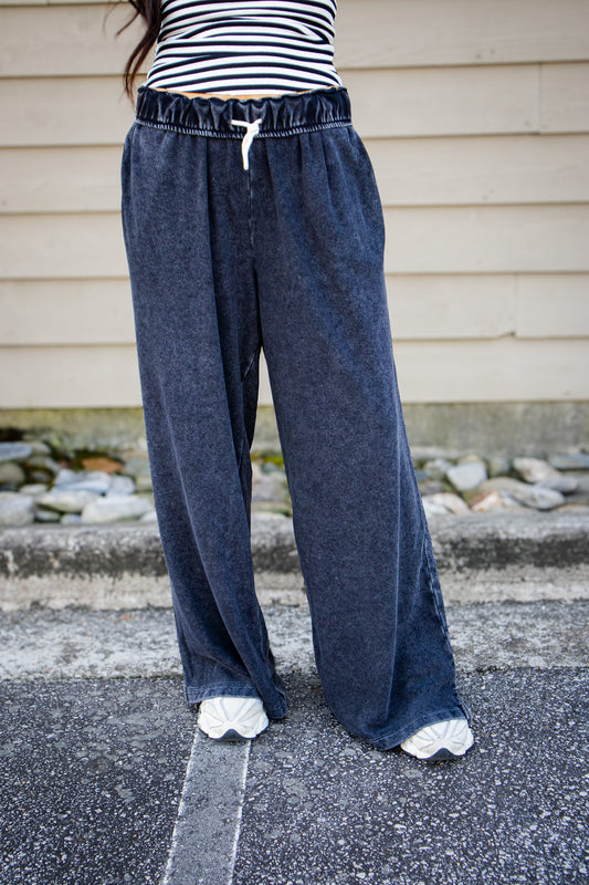 Laid Back Foldover Sweatpants - BLACK