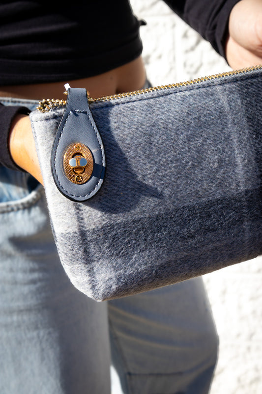 Kendall Plaid Crossbody - GREY