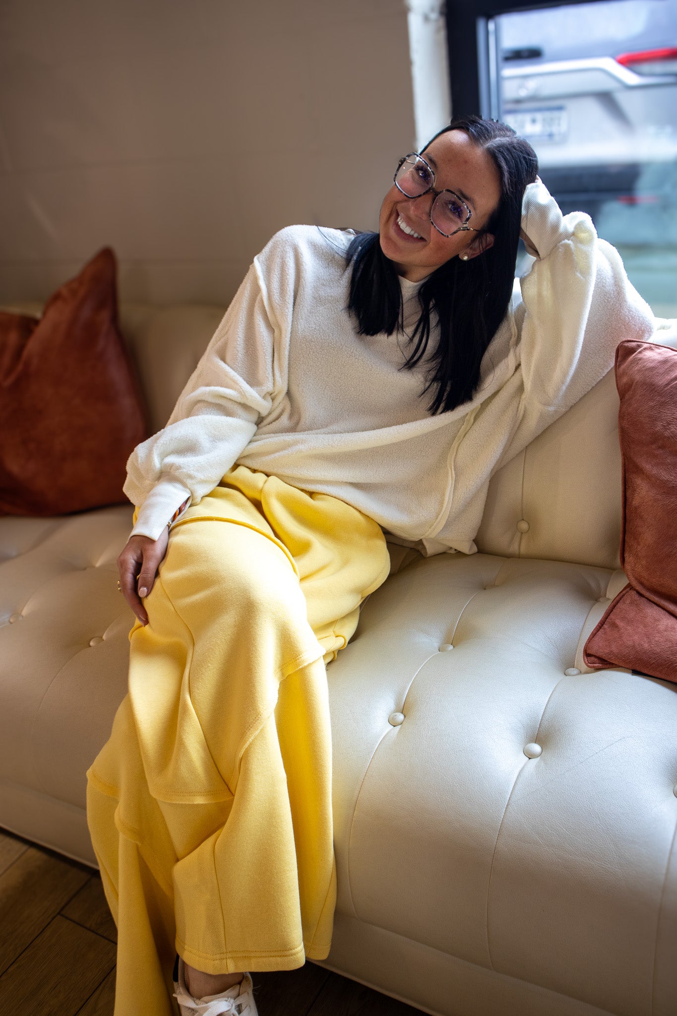 Cozy Fleece Oversized Sweatshirt - IVORY