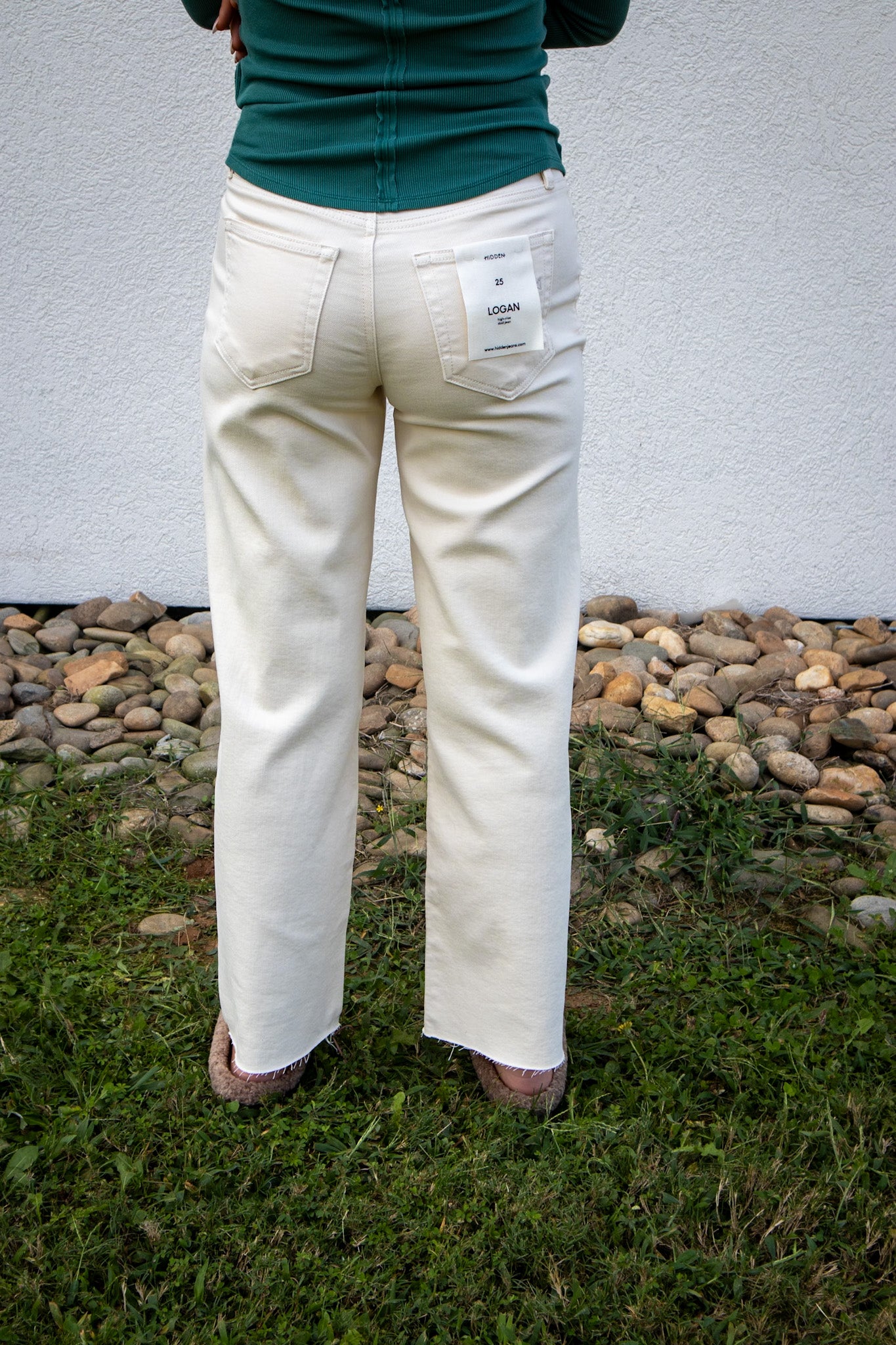 Hidden - Logan 28" Inseam Dad Jean - ECRU