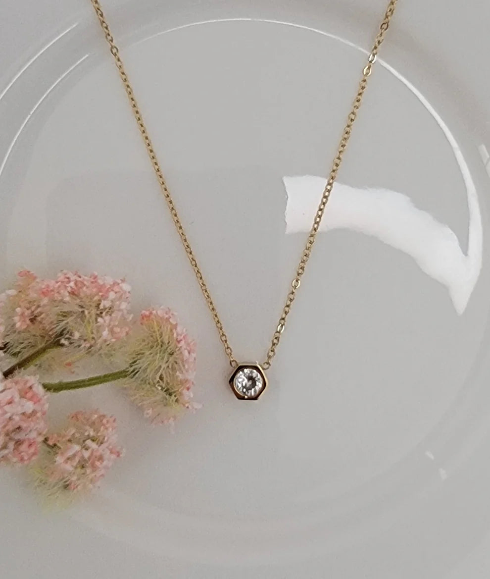 ADORN - Cornerstone Bezel Gold Hexagon Pendant Necklace