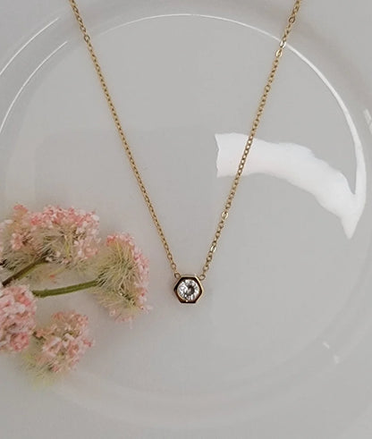 ADORN - Cornerstone Bezel Gold Hexagon Pendant Necklace