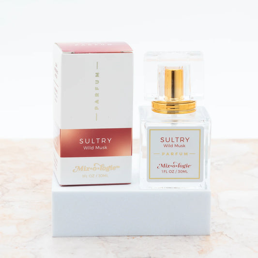 Mixologie Sultry Wild Musk scent parfum/perfume in a square glass bottle with a gold spray 