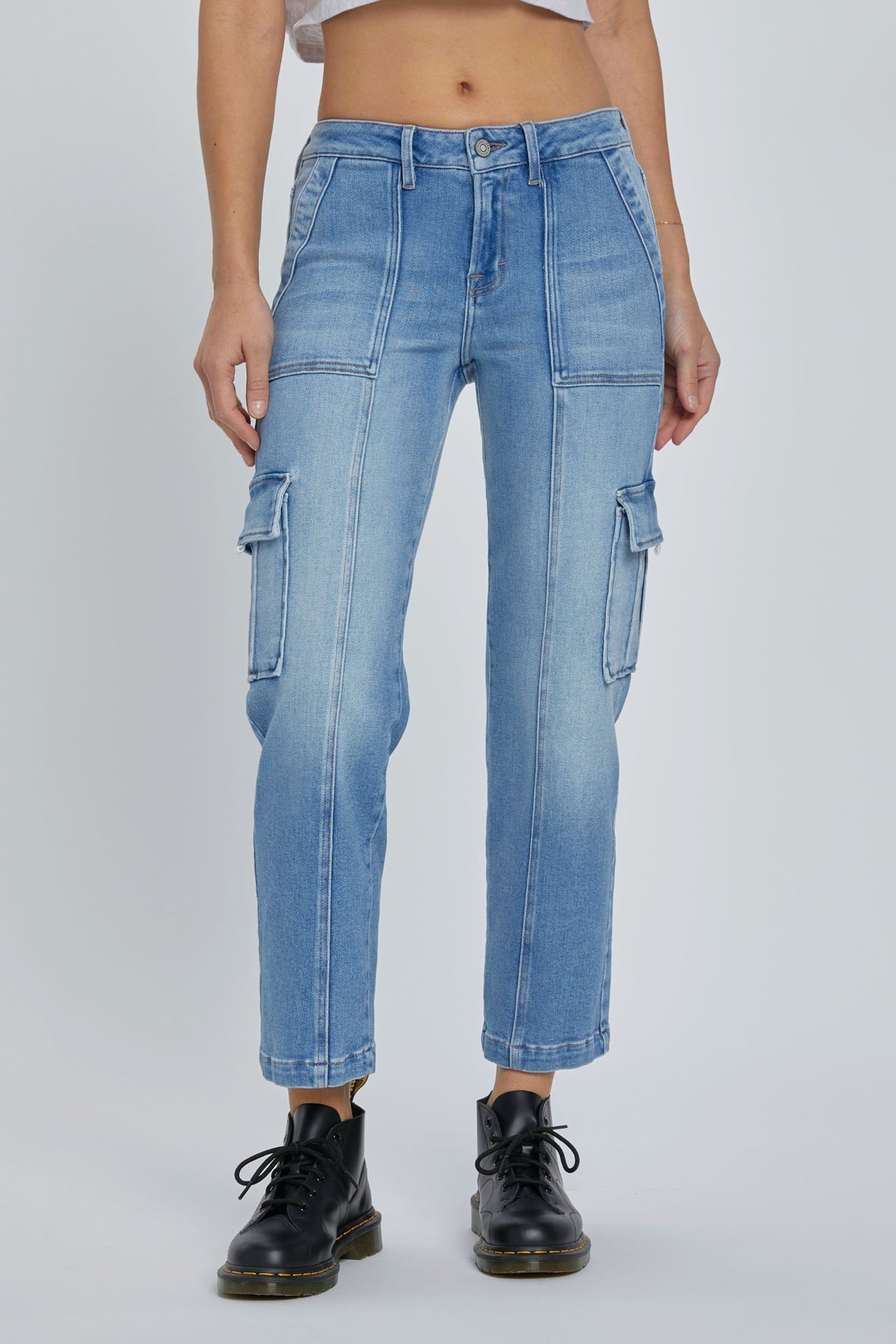 Hidden -Tracey Stretchy Cropped Straight Leg Cargo Jean