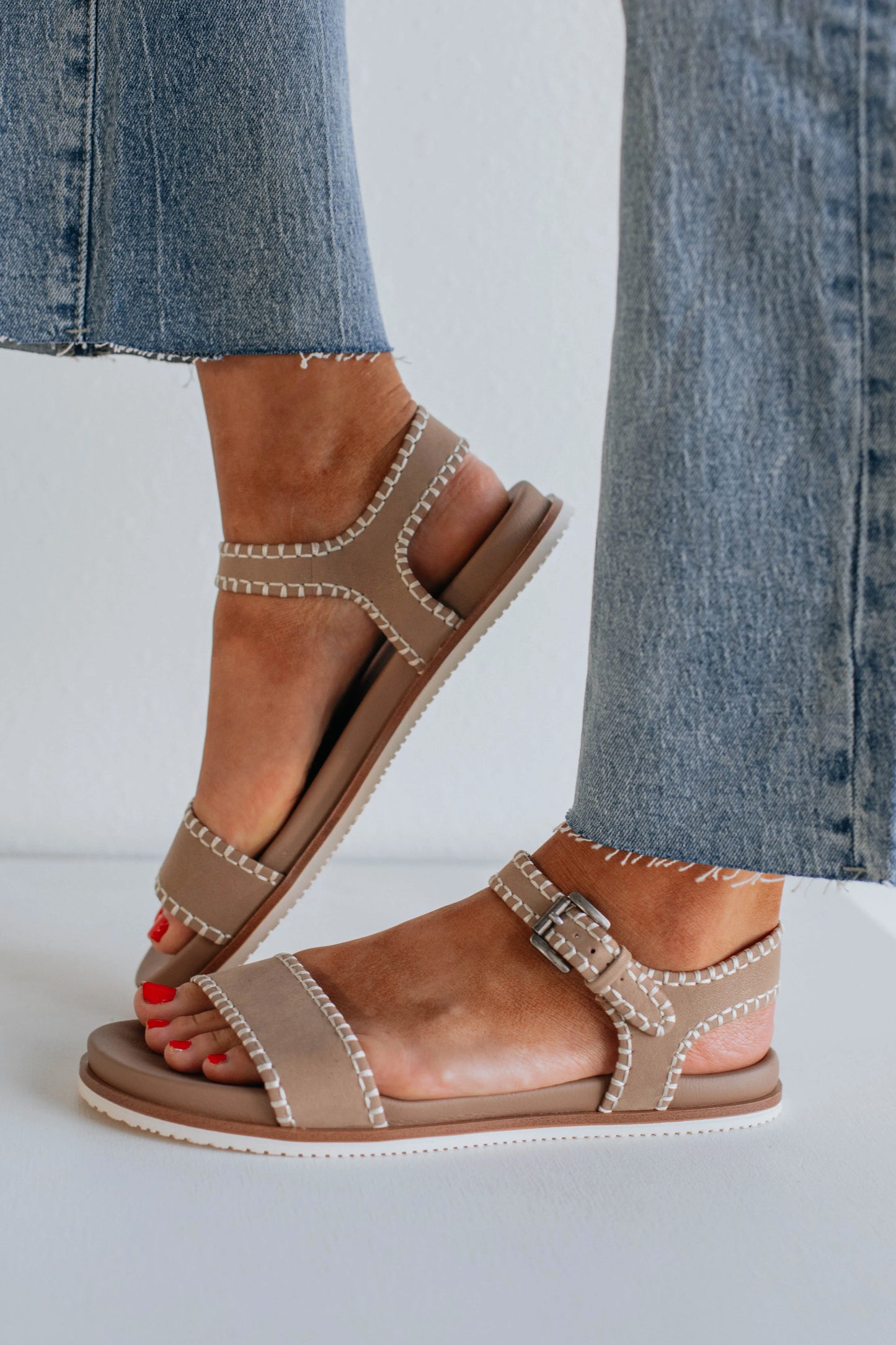 MIA - Amore Sofee Sandals - STONE