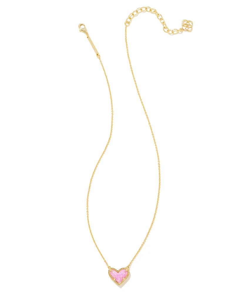 Kendra Scott - Ari Heart Gold Pendant Necklace - BUBBLEGUM PINK KYOCERA OPAL