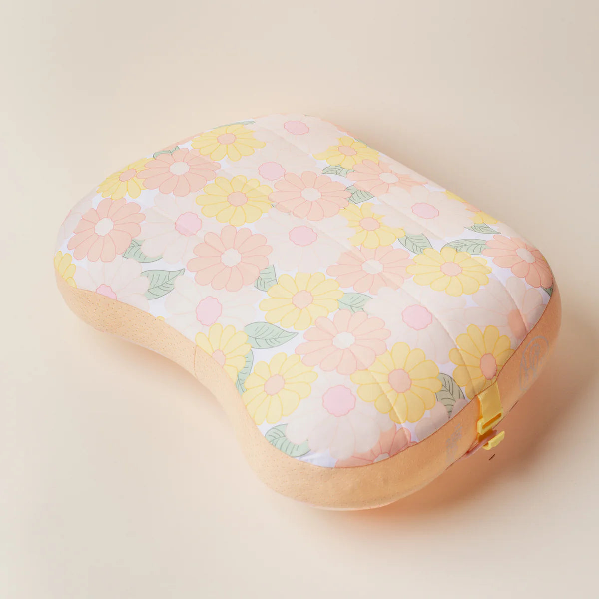 Ballast Beach Pillow - Daisy Craze - PEACH