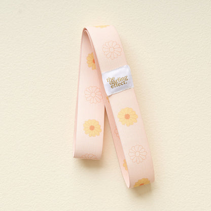 Stay-Put Towel Band - Darling Daisy- PEACH