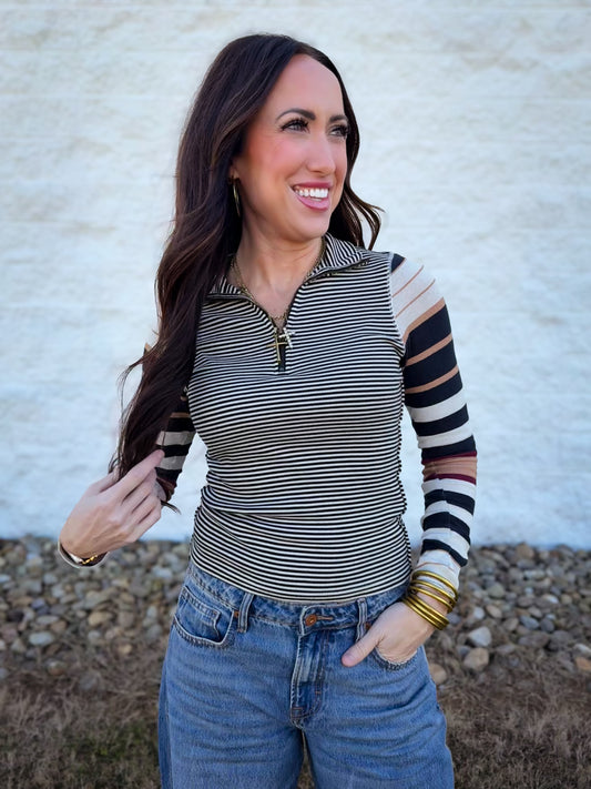 Free People - Avery Long Sleeve Top - BLACK COMBO