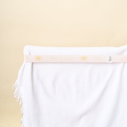 Stay-Put Towel Band - Darling Daisy- PEACH