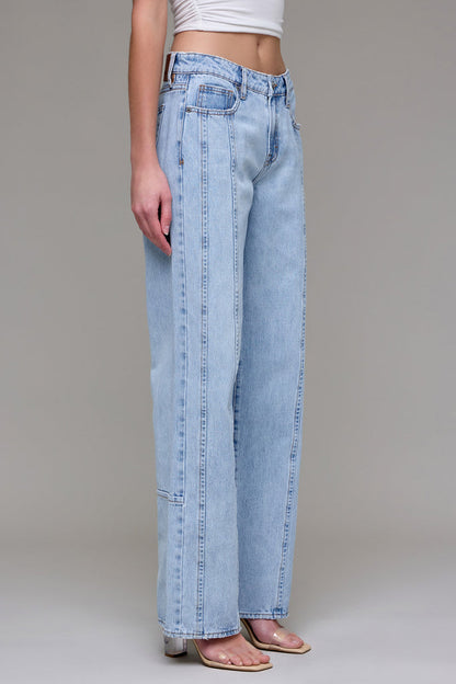 Hidden - Logan Light Wash Relaxed Dad Jean