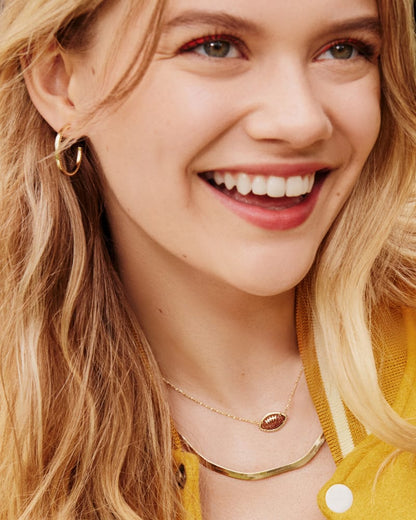 Kendra Scott - Football Gold Short Pendant Necklace in Orange Goldstone