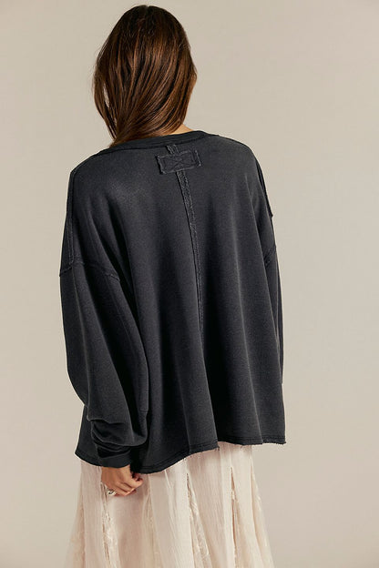 Free People - Venice V-Neck Graphic Sweatshirt - BLACK BIRD COMBO