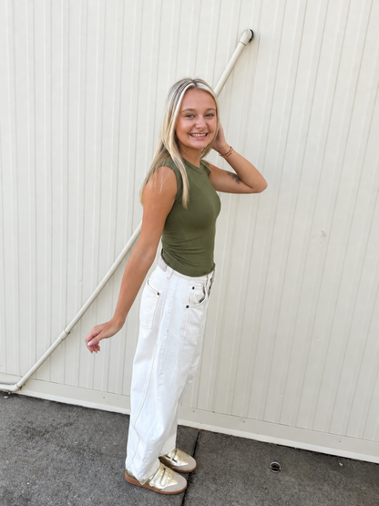 Free People - Good Luck Mid-Rise Barrel Jean - MILK