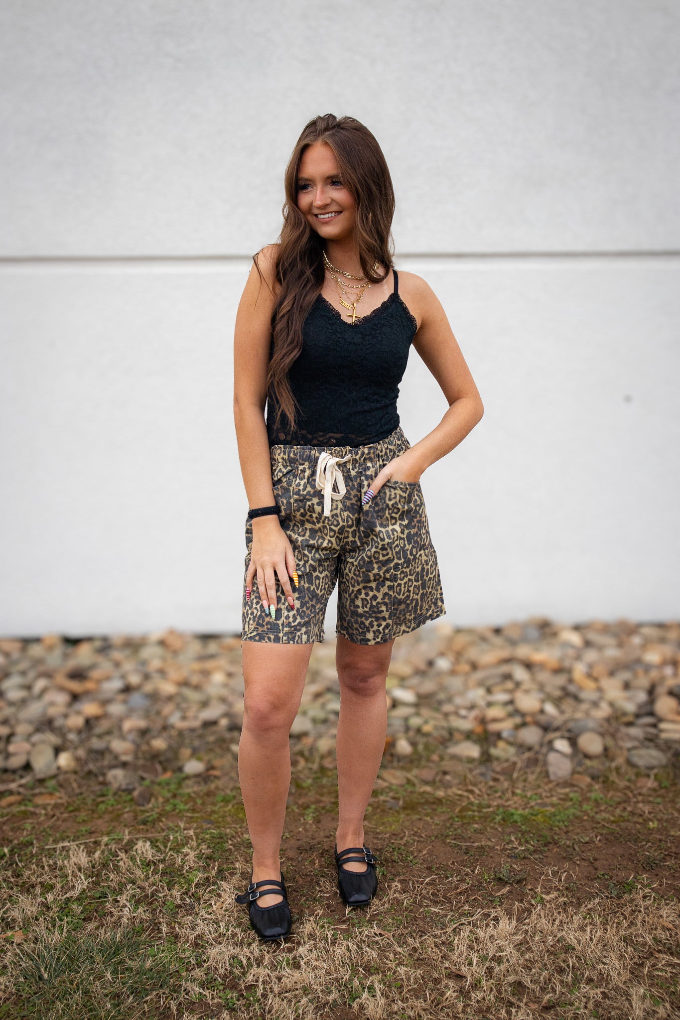 Aria Black Floral Lace Scalloped Cropped Cami