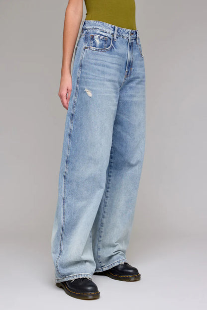 Hidden - SAMMIE - Medium Light 33" Inseam Classic Barrel Jean