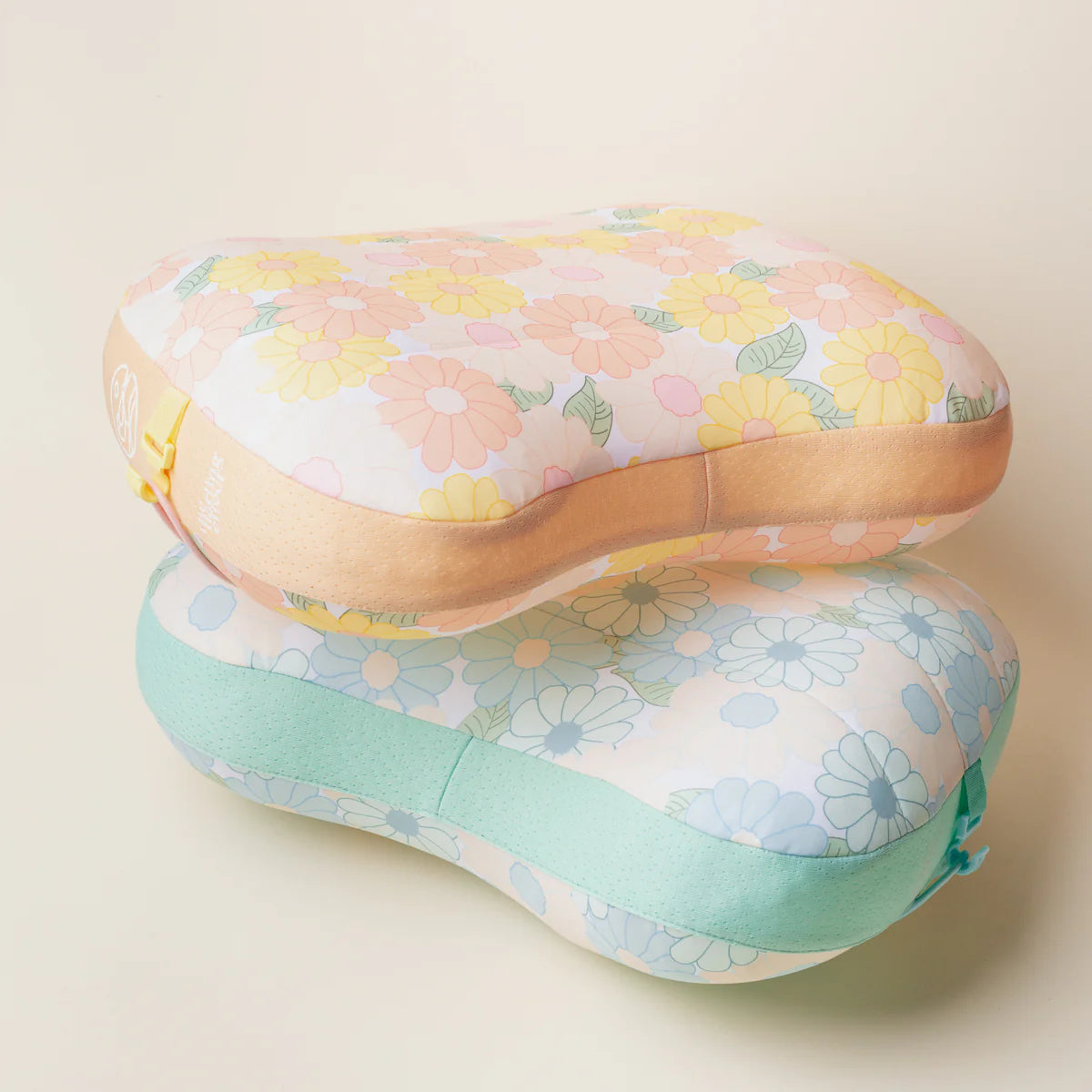 Ballast Beach Pillow - Daisy Craze - PEACH