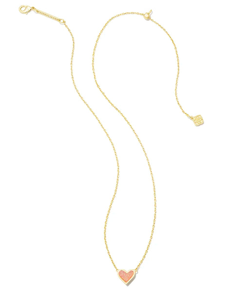 Kendra Scott - Framed Ari Heart Gold Short Pendant Necklace - LIGHT PINK DRUSY