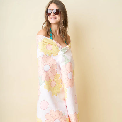 XL Quick-Dry Beach Towel - Daisy Craze Peach