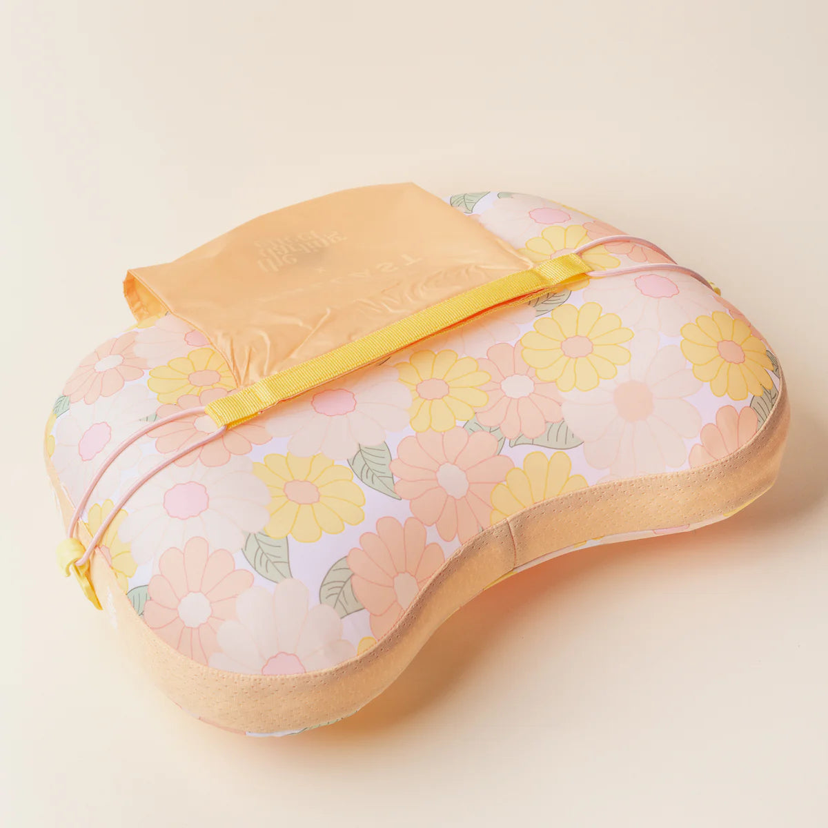 Ballast Beach Pillow - Daisy Craze - PEACH