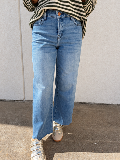 Hidden - Logan Medium Wash Mid Rise Petite Dad Jeans