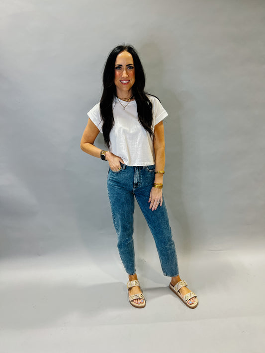 HIDDEN - Zoey Tapered Mom Jean