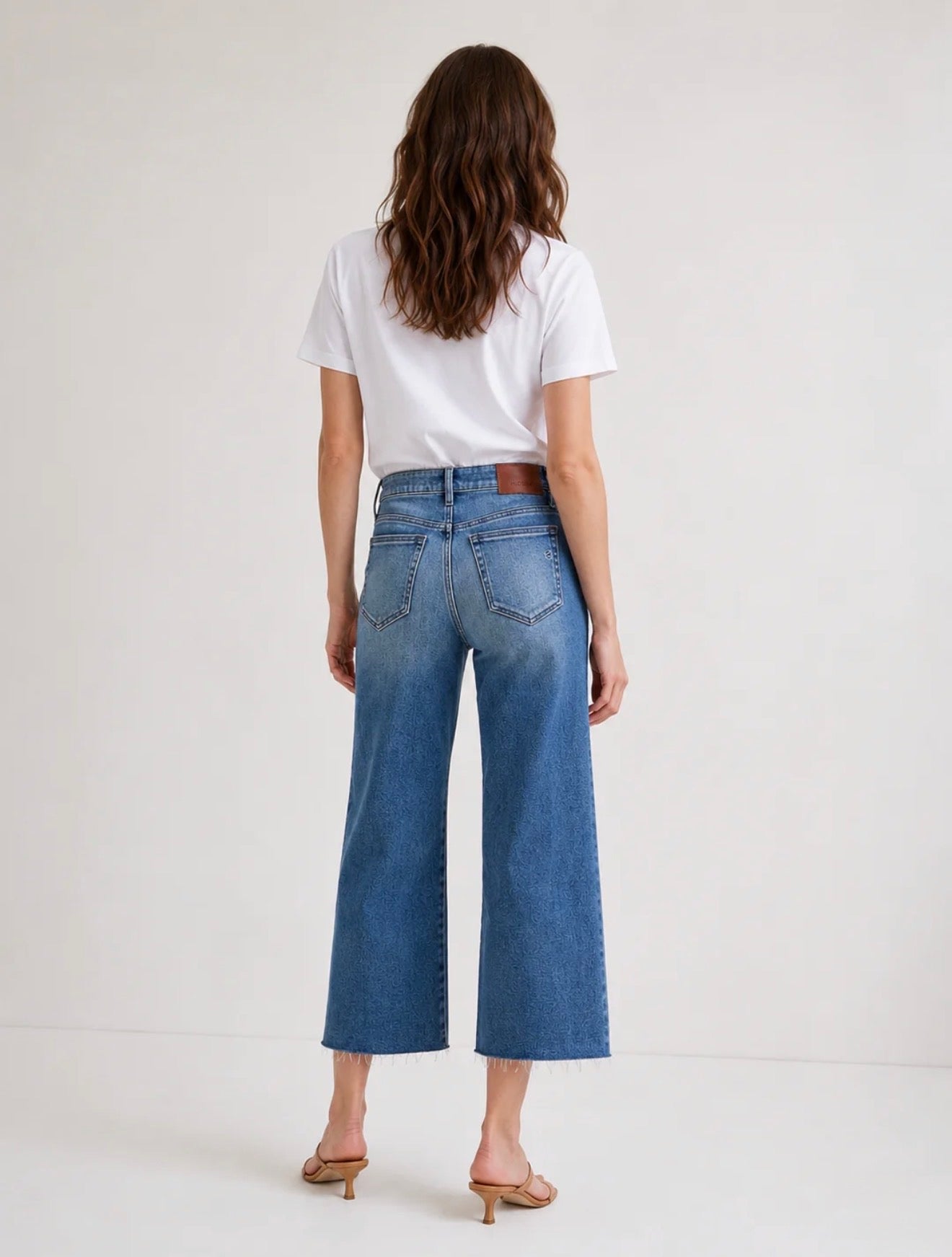 Hidden - Logan Medium Wash Mid Rise Petite Dad Jeans