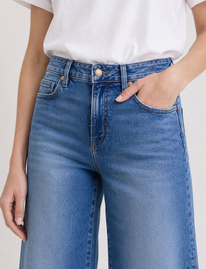 Hidden - Logan Medium Wash Mid Rise Petite Dad Jeans
