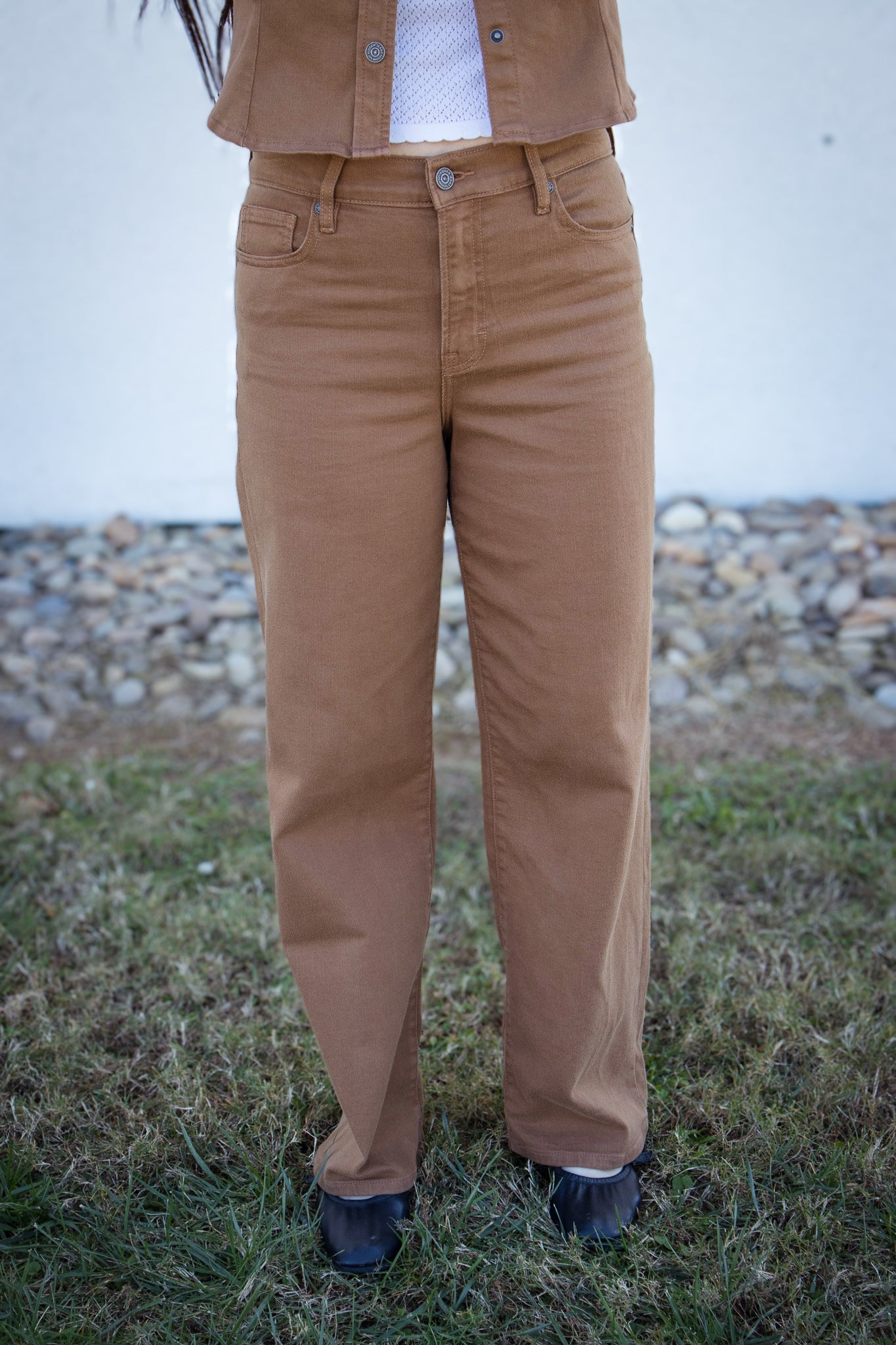 Hidden - Logan Tawny Stretch High Rise Relaxed Dad Jean