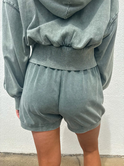 Mineral Wash High Waisted Shorts - GREEN