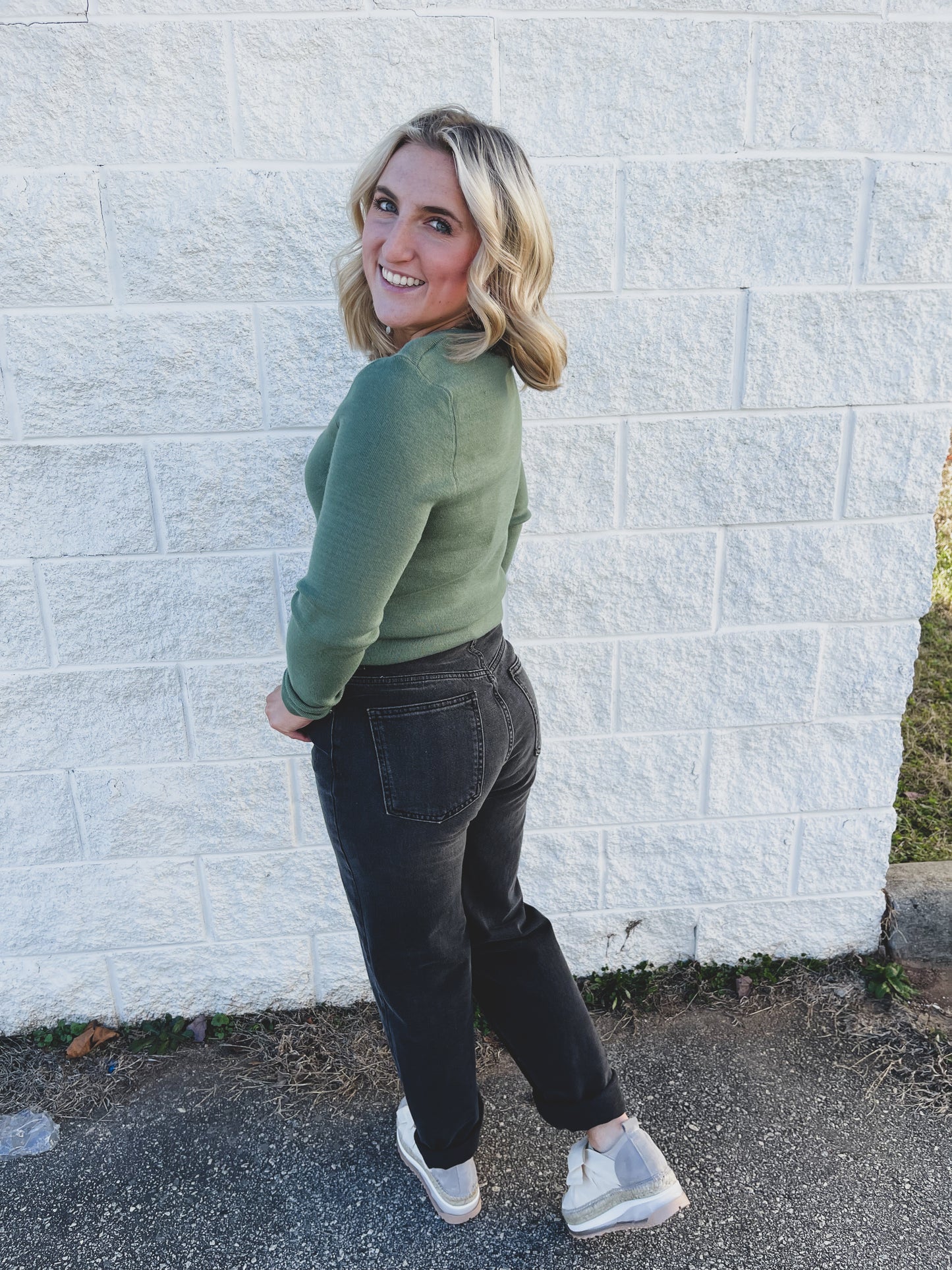 Free People - Pacifica Straight-Leg Jeans - WORN BLACK