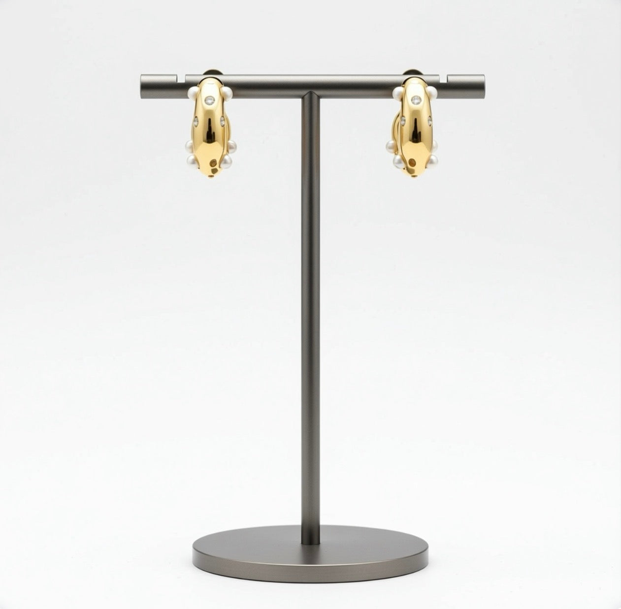 ADORN -Pearl of Great Price Hoop Earrings