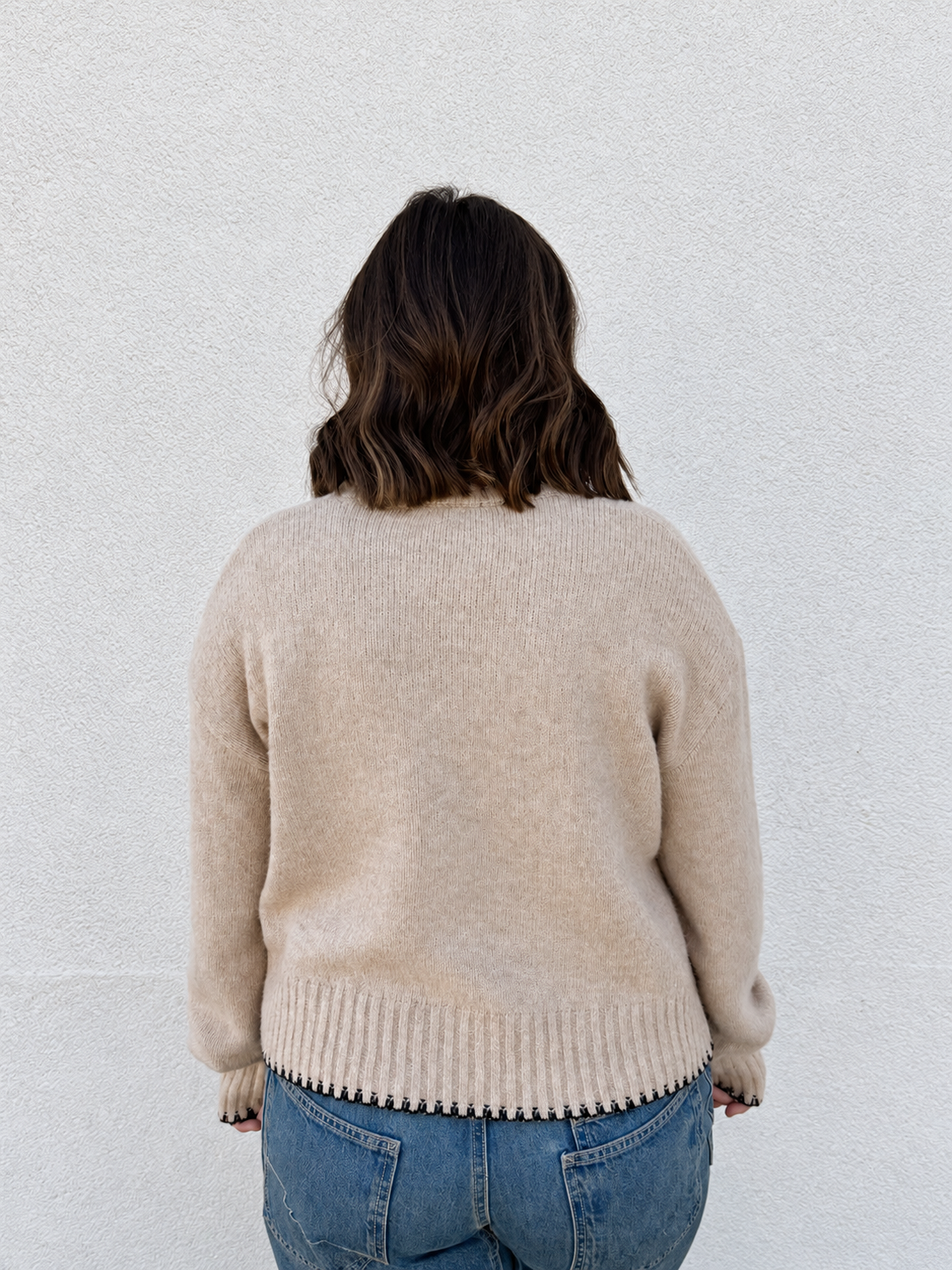 In The Details Contrast Stitch Sweater – Tan & Black