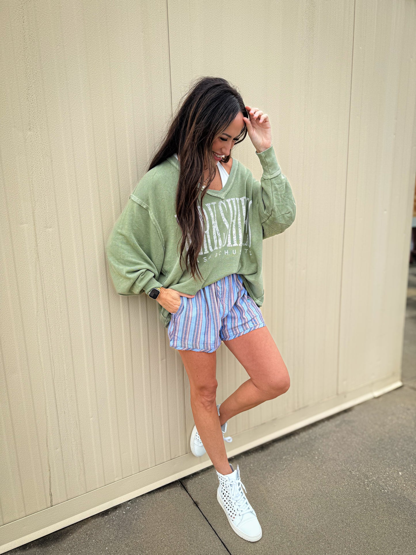 Free People - Venice V-Neck Graphic Sweatshirt - BERKSHIRES