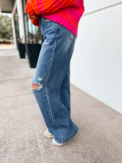 Trendy Loose Fit Dad Jeans