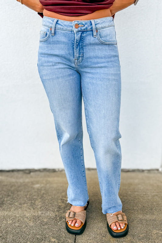 Shop the Hidden Ella Mid-Rise Straight Leg Jeans. Featuring a soft medium wash, raw hem, and signature comfort stretch. The perfect everyday denim staple.