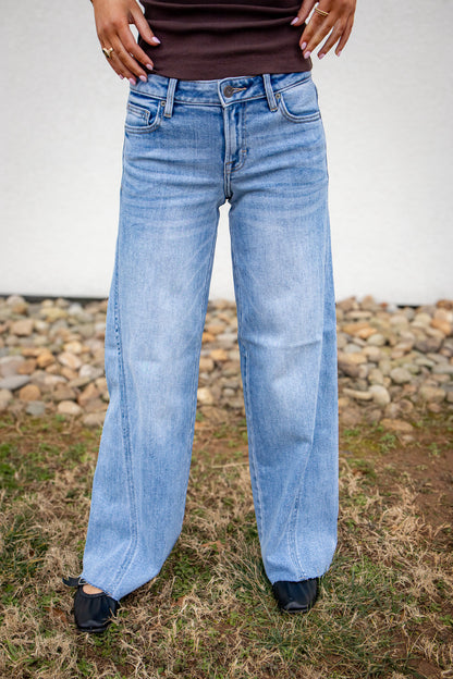 Copy
Shop Hidden Nori Mid-Rise Wide Leg Jeans. Featuring a flattering forward seam and elongating 32" inseam. Effortless style meets all-day comfort in a light wash.