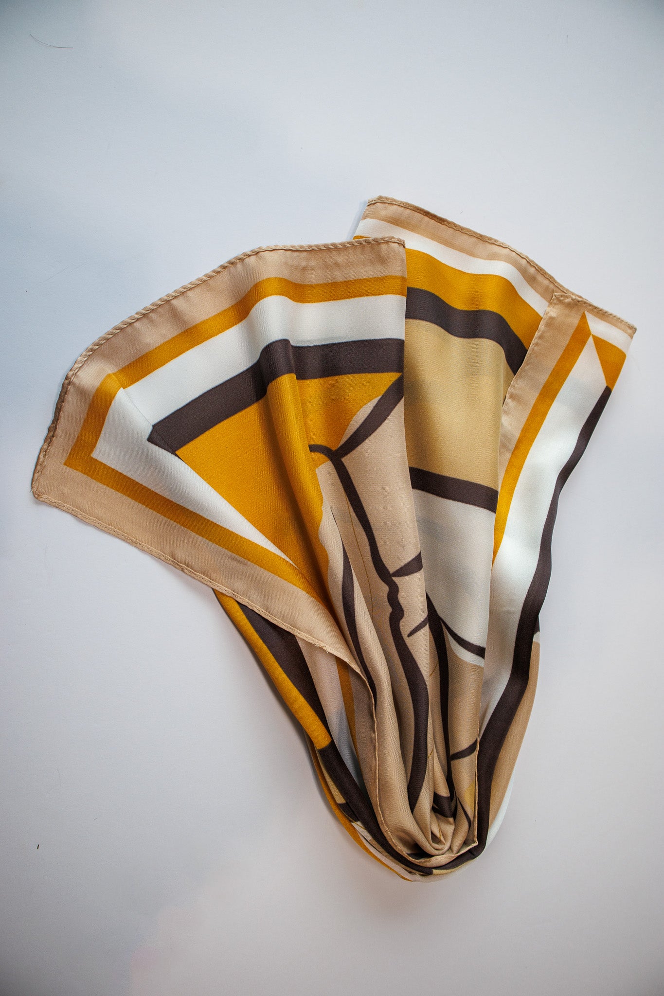 La Belle Rose Silky Scarf