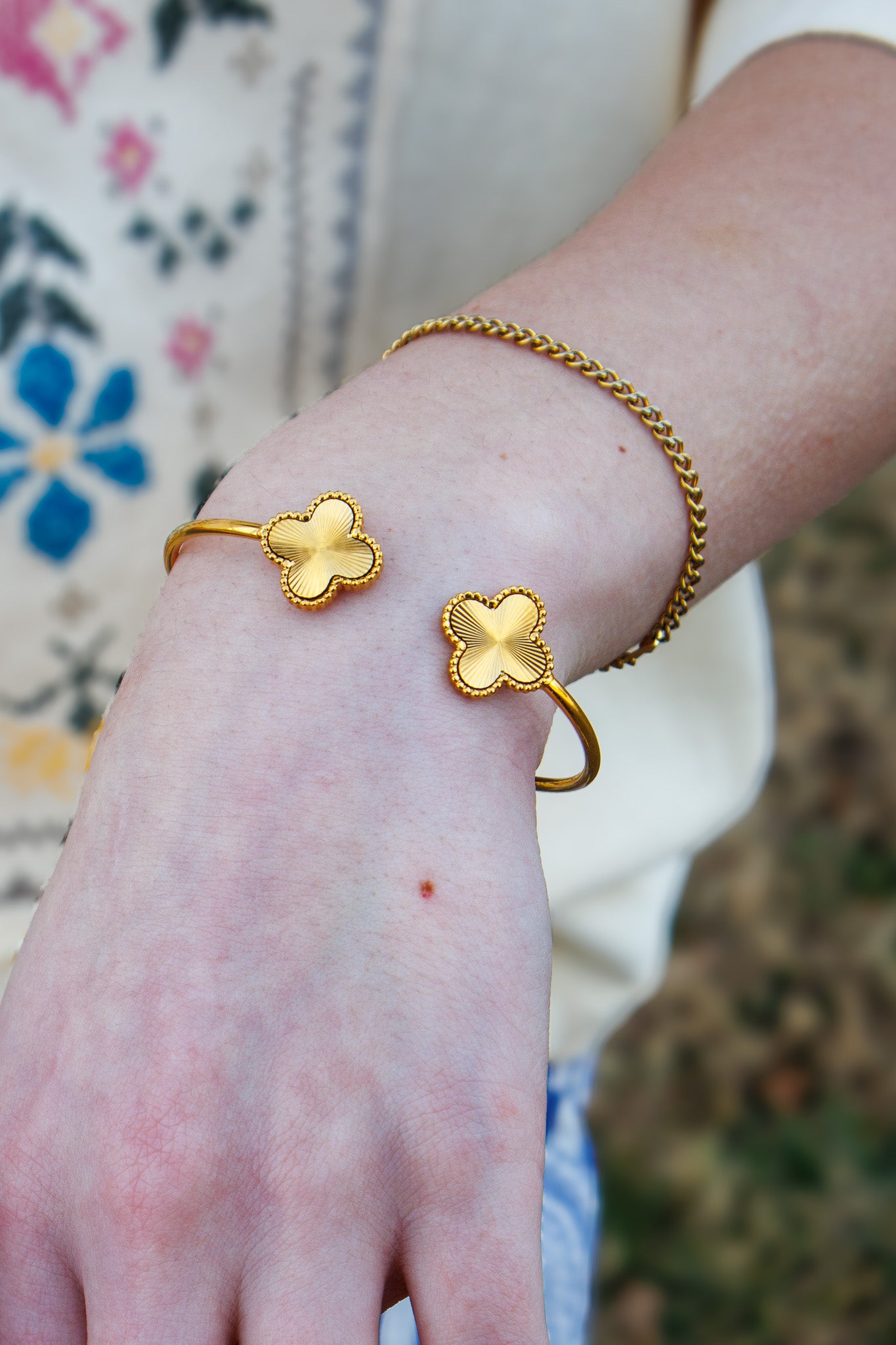 ADORN - Covenant Gold Clover Cuff