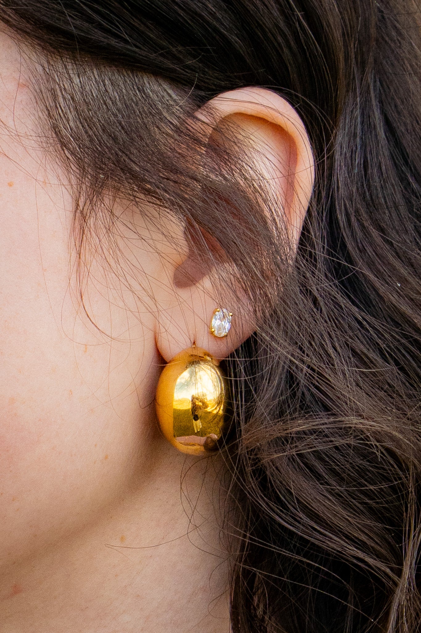 ADORN - Shield Of Faith Gold Huggie Hoops