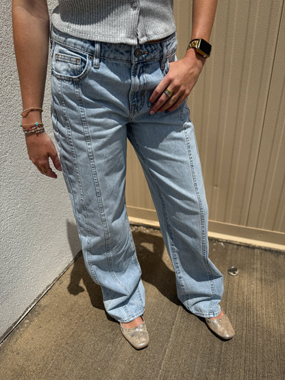 Hidden - Logan Light Wash Relaxed Dad Jean