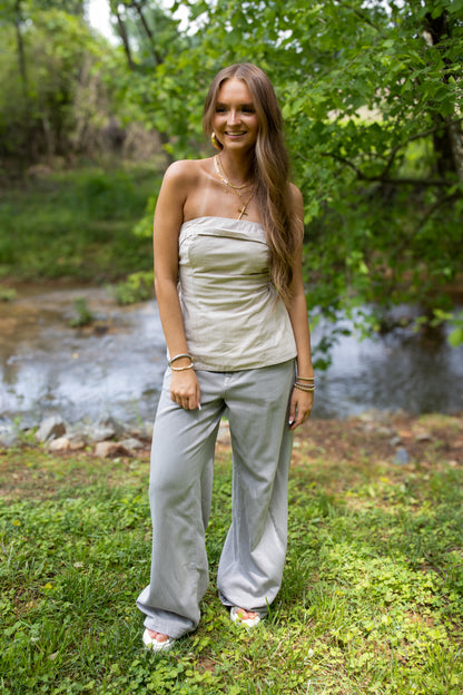 Hidden - Nori - High Rise Super Wide Leg Trouser - Gravel