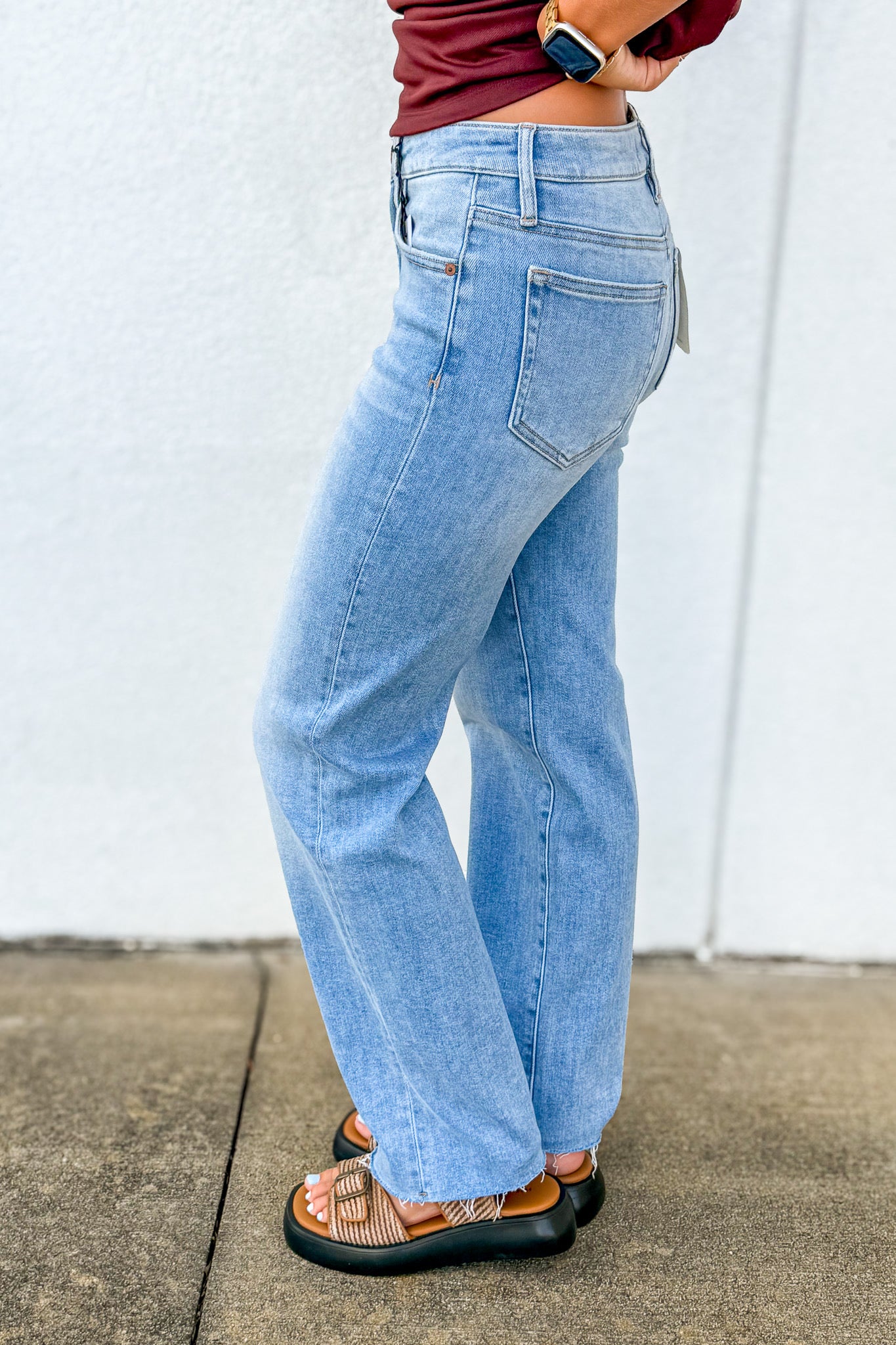 Hidden - Ella Mid-Rise Straight Medium Wash Stretch Jeans